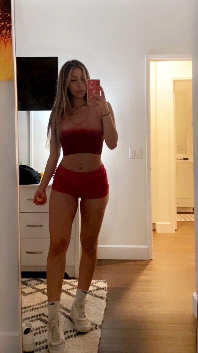 Sexy Latina Teen Dancing and Twerking #2ZDdQtkp