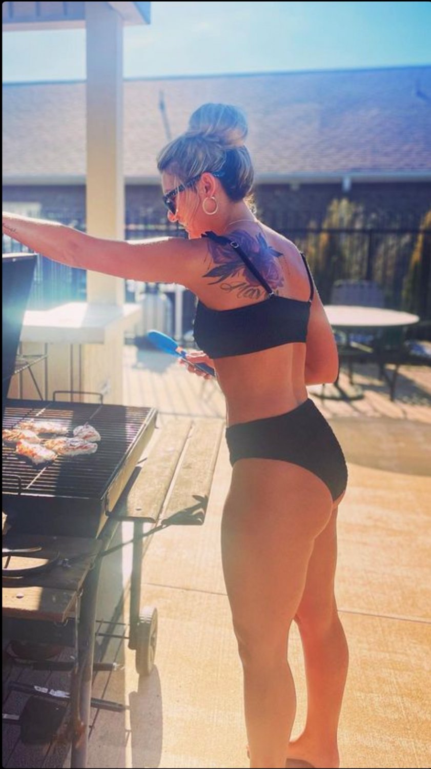 Your Local Gym Slut #xo7nA4UW
