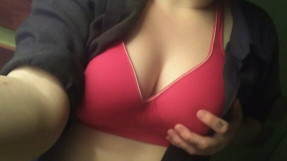 24 yr old Preggo wife #AeLSWIct