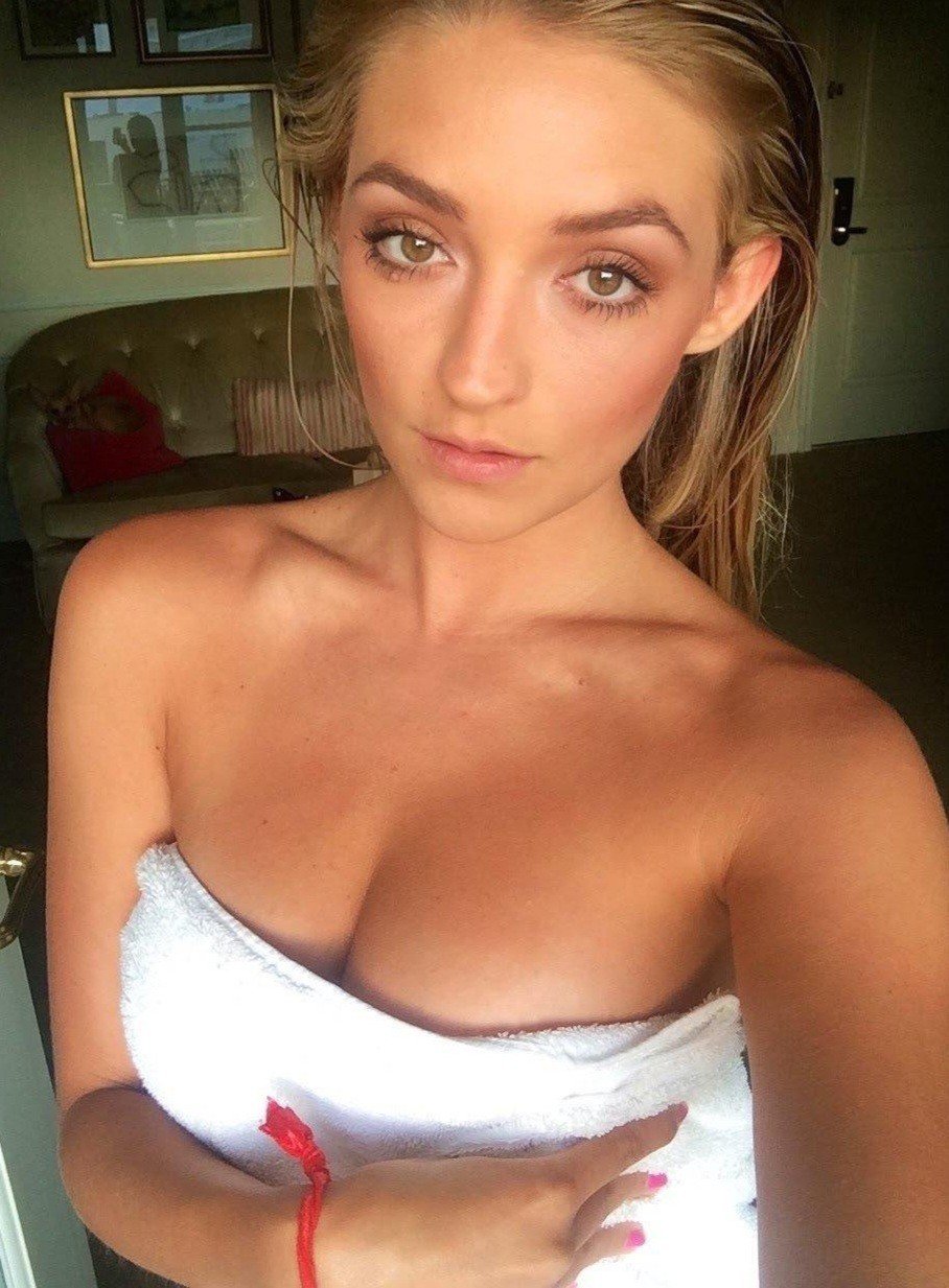 Blonde Beauty Slut #dgOy3crc