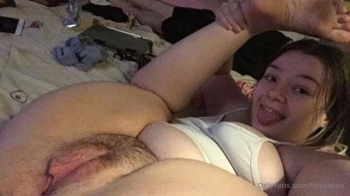 Snowbunny thickness jiggle #U8CjFtxt